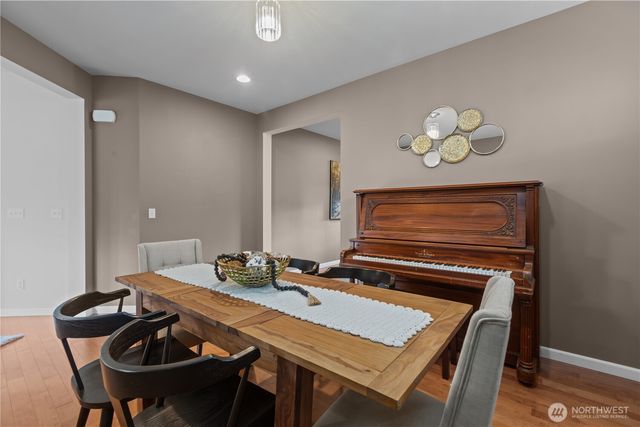 14225 3rd Avenue W, Everett, WA 98208