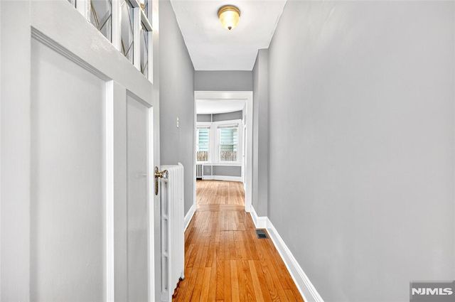 423 Closter Dock Road, Closter, NJ 07624