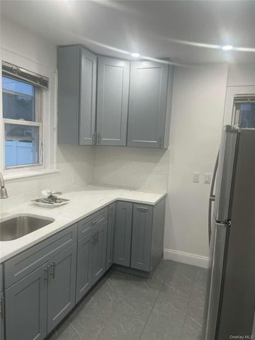 160 Broad Street, Williston Park, NY 11596