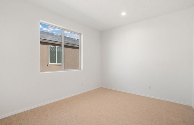 21 Goldentail, Santa Fe, NM 87508