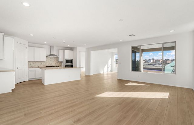 21 Goldentail, Santa Fe, NM 87508