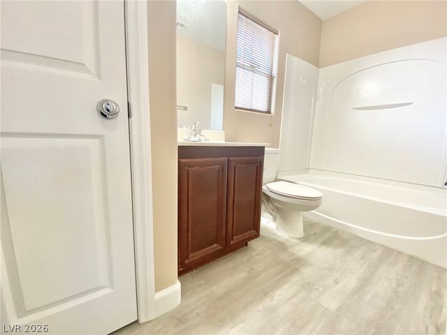 1060 Paradise Coach Drive, Henderson, NV 89002