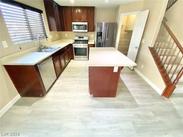 1060 Paradise Coach Drive, Henderson, NV 89002