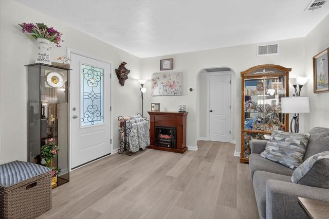 1241 S LAKE DRIVE, Clearwater, FL 33756