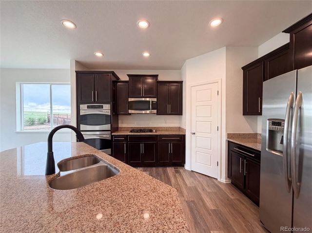 8585 Raspberry Drive, Longmont, CO 80504