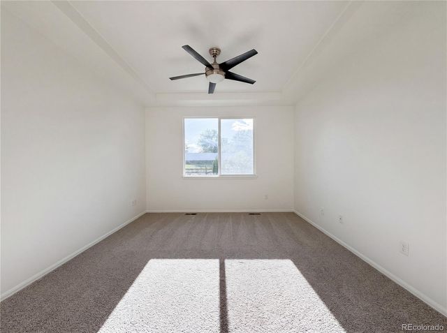 8585 Raspberry Drive, Longmont, CO 80504