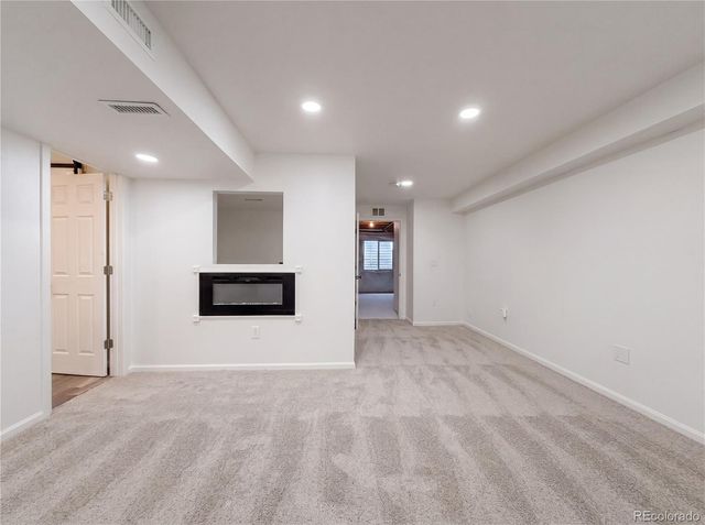 8585 Raspberry Drive, Longmont, CO 80504