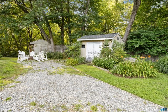 6 Bower Road, Madison, CT 06443