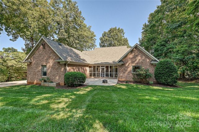 109 Sumter Drive, Mooresville, NC 28117