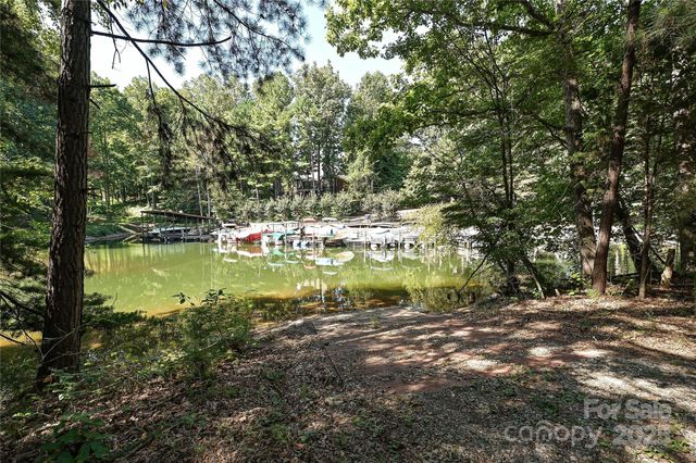109 Sumter Drive, Mooresville, NC 28117