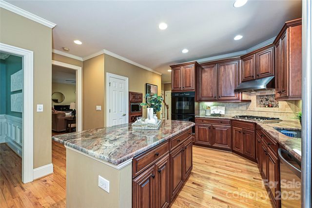 109 Sumter Drive, Mooresville, NC 28117