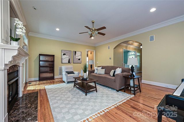 109 Sumter Drive, Mooresville, NC 28117