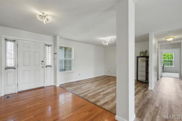 1347 Harting Drive, Florissant, MO 63031
