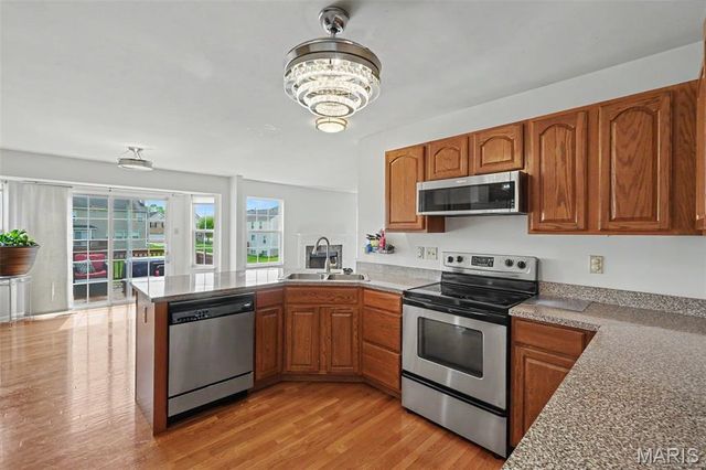 1347 Harting Drive, Florissant, MO 63031