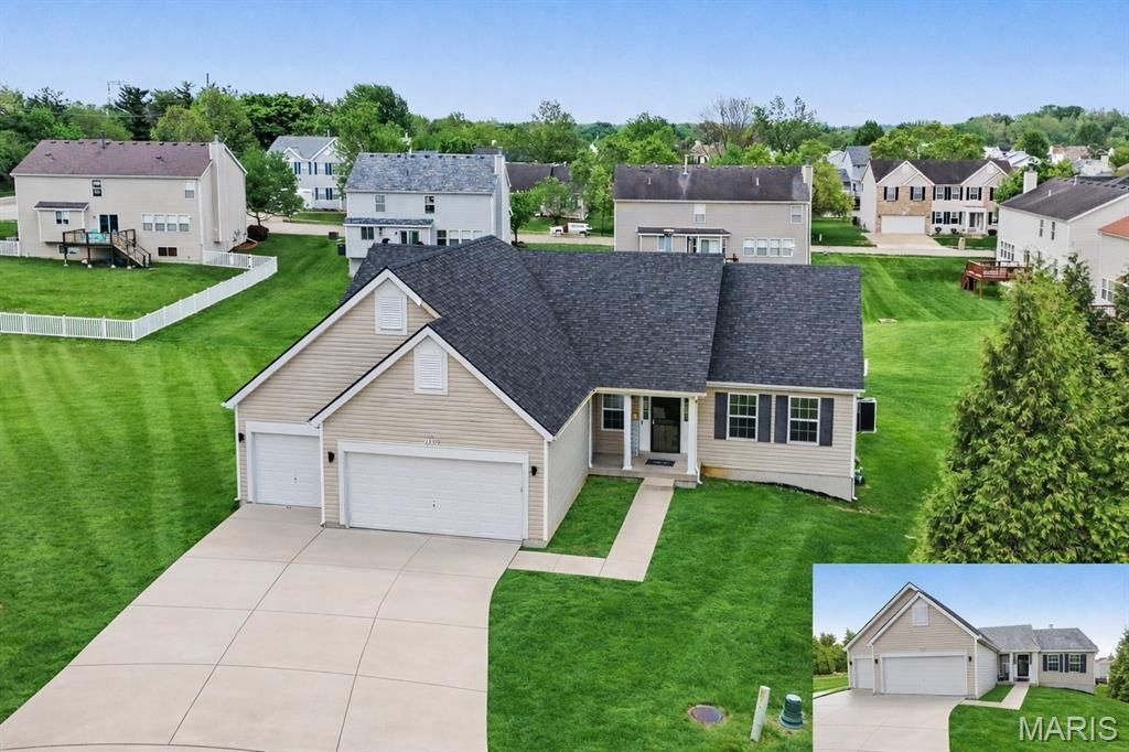 1347 Harting Drive, Florissant, MO 63031