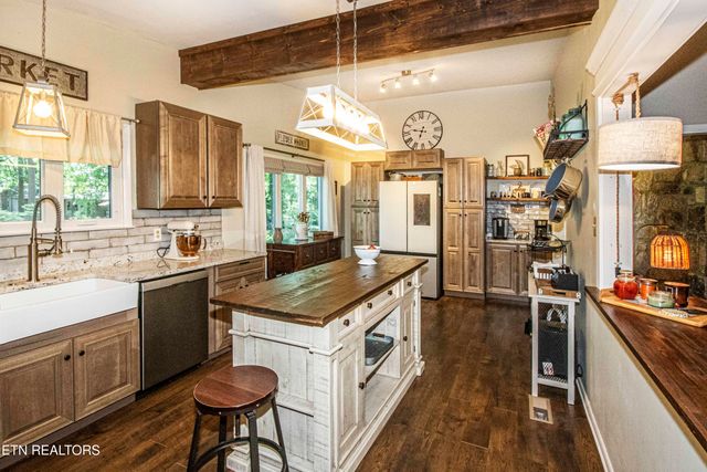 4620 Simona Rd, Knoxville, TN 37918