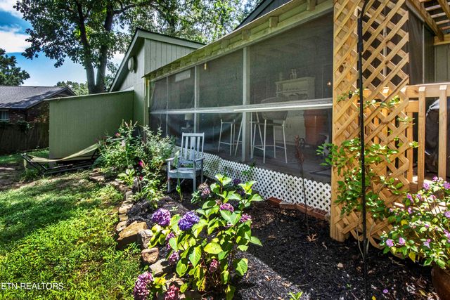 4620 Simona Rd, Knoxville, TN 37918