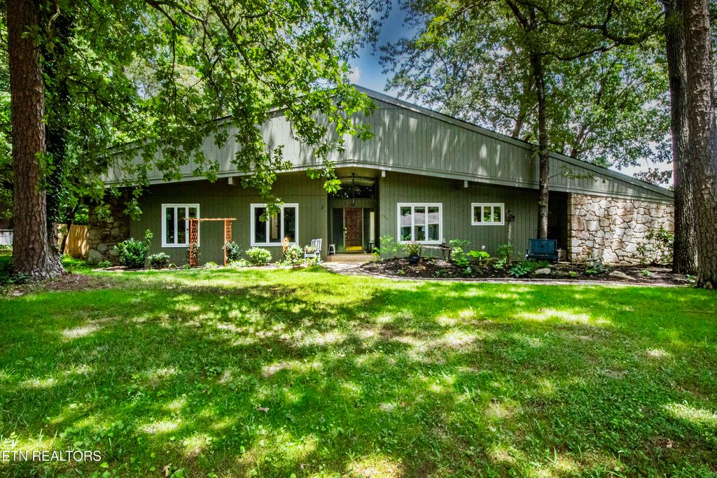 4620 Simona Rd, Knoxville, TN 37918