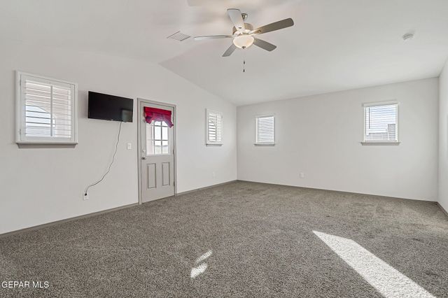 13899 Garforth Avenue, Horizon City, TX 79928