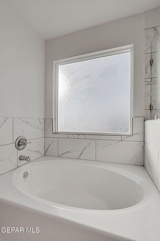 13899 Garforth Avenue, Horizon City, TX 79928