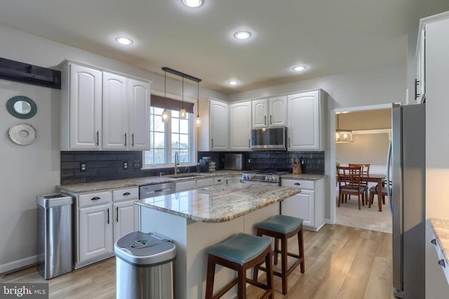 107 GOLD FINCH DR, Palmyra, PA 17078