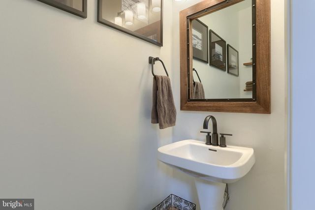 107 GOLD FINCH DR, Palmyra, PA 17078
