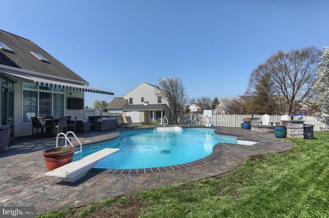 107 GOLD FINCH DR, Palmyra, PA 17078