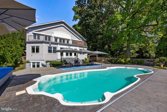 1501 SHORE RD, Middle River, MD 21220