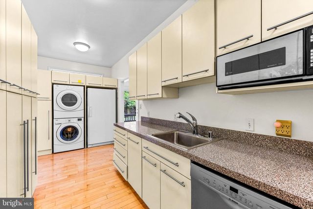 1501 SHORE RD, Middle River, MD 21220