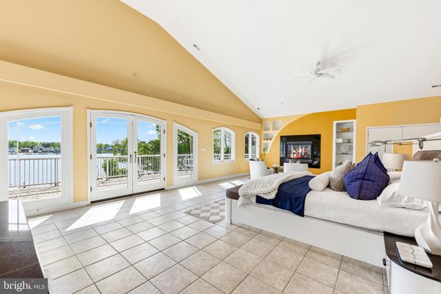 1501 SHORE RD, Middle River, MD 21220