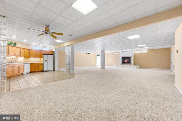 1501 SHORE RD, Middle River, MD 21220
