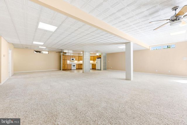 1501 SHORE RD, Middle River, MD 21220