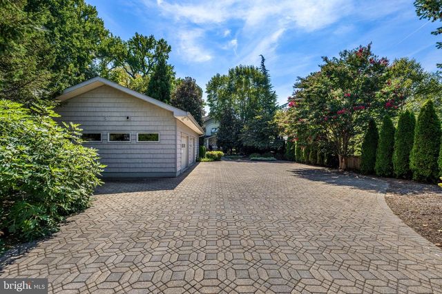 1501 SHORE RD, Middle River, MD 21220