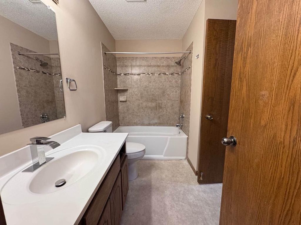 5417 Angeline Avenue N, Crystal, MN 55429 — photo 3