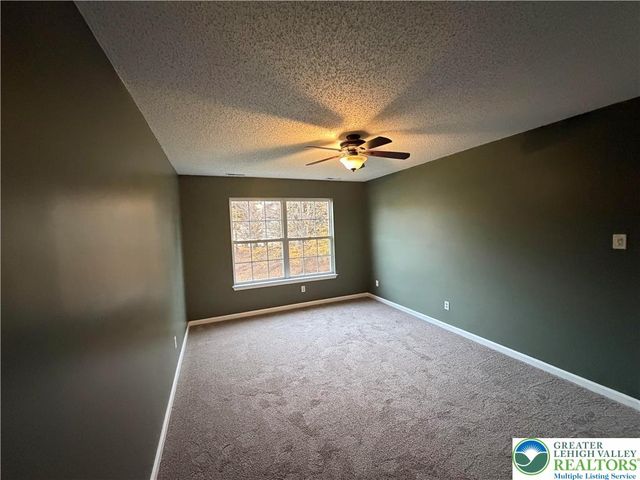 1941 Willings Lane, Lower Saucon Twp, PA 18055