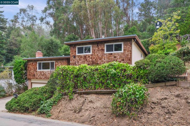 6333 Thornhill, Oakland, CA 94611