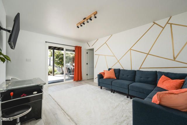 3086 GROVE Street, Ventura, CA 93003