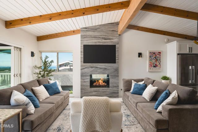 3086 GROVE Street, Ventura, CA 93003