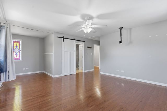8753 S Kostner Avenue, Hometown, IL 60456