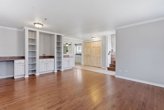 8753 S Kostner Avenue, Hometown, IL 60456
