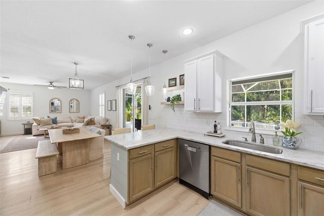 4130 GRANITE GLEN LOOP, Wesley Chapel, FL 33544