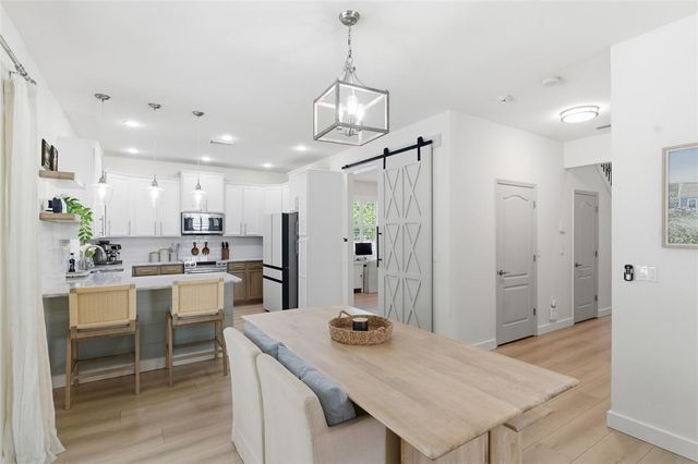 4130 GRANITE GLEN LOOP, Wesley Chapel, FL 33544
