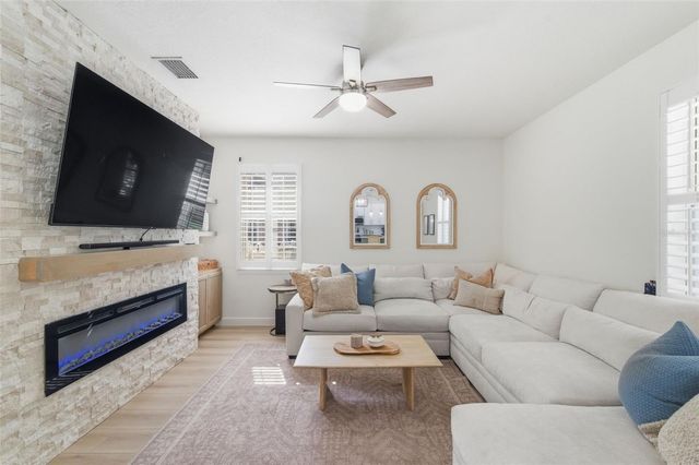 4130 GRANITE GLEN LOOP, Wesley Chapel, FL 33544