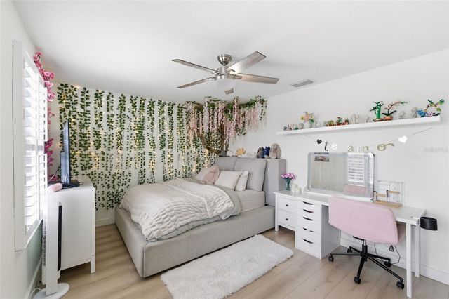 4130 GRANITE GLEN LOOP, Wesley Chapel, FL 33544
