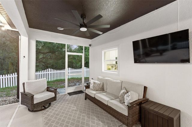 4130 GRANITE GLEN LOOP, Wesley Chapel, FL 33544