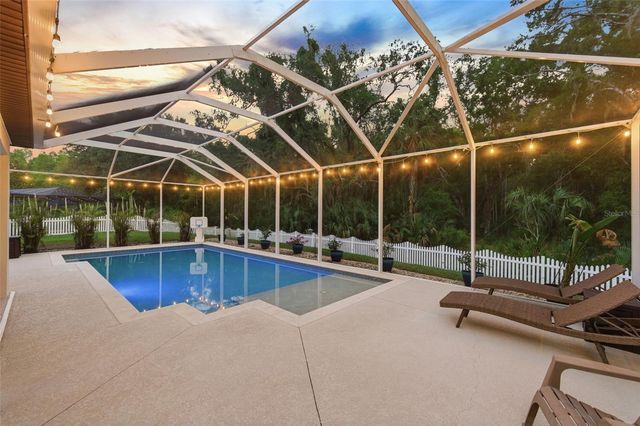 4130 GRANITE GLEN LOOP, Wesley Chapel, FL 33544