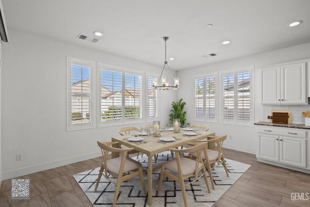 14706 Pemberley Passage Avenue, Bakersfield, CA 93311