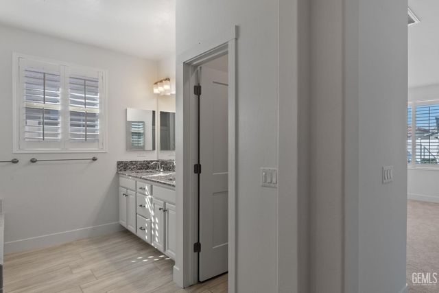 14706 Pemberley Passage Avenue, Bakersfield, CA 93311