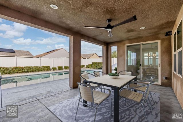 14706 Pemberley Passage Avenue, Bakersfield, CA 93311