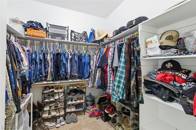 4800 Honey Locust Drive, Pahrump, NV 89061